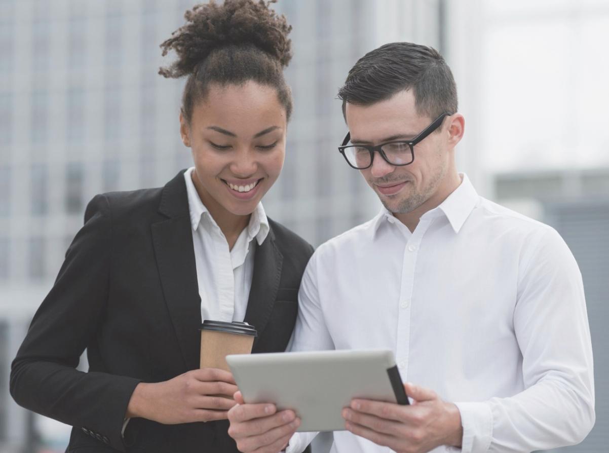 Analyse de données financières sur ordinateur